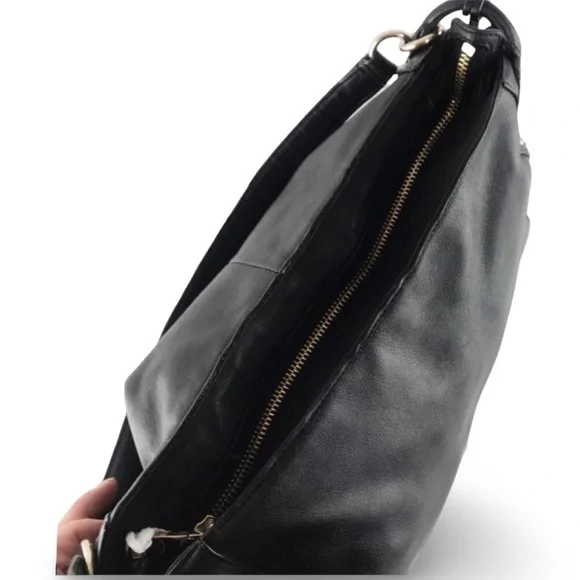 COACH lmt Edition Circle Black Leather Hobo Shoulder Bag - Picture 7 of 13